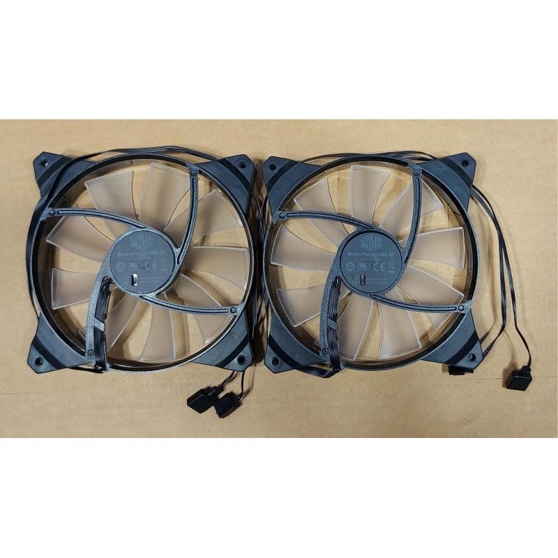 LIAN LI UNI FAN SL140 REB (Condition : good)